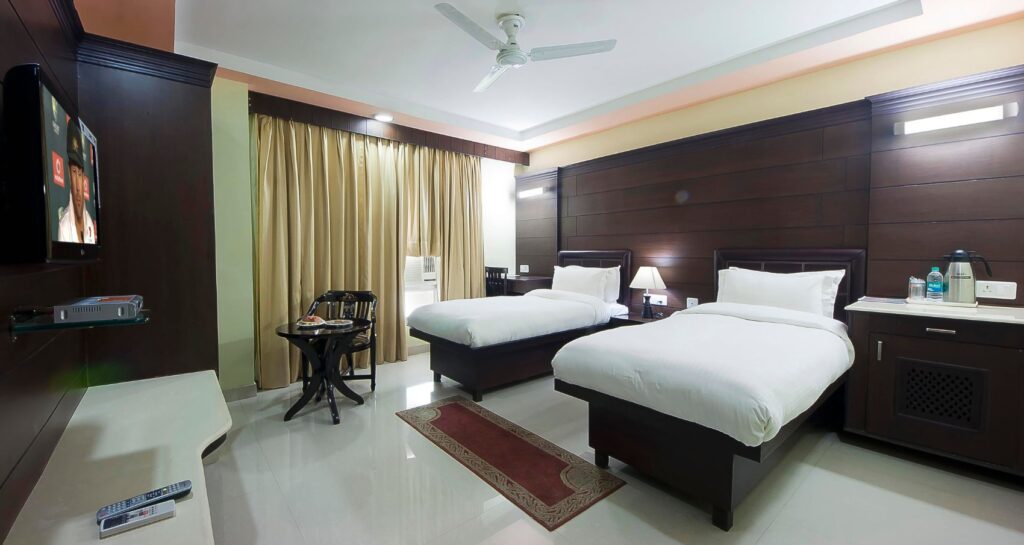 Rooms in Agra near Taj Mahal and Red Fort